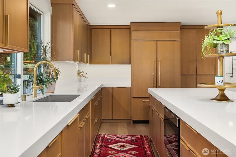 Property photo for 19303 Olympic View Drive, Edmonds photo 13