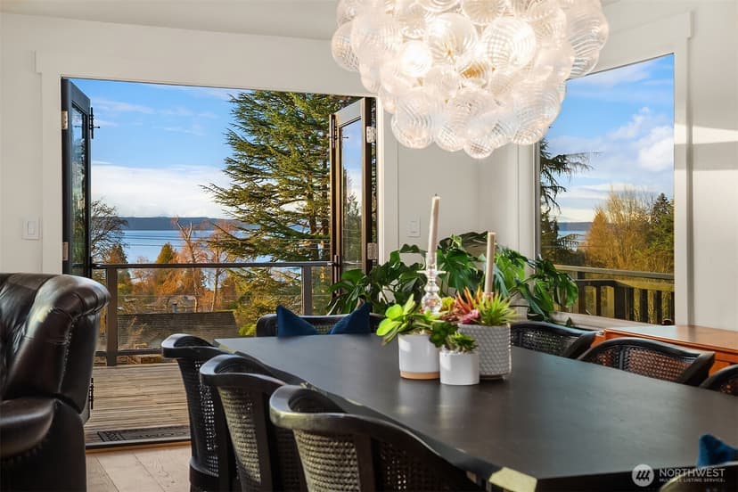 Property photo for 19303 Olympic View Drive, Edmonds photo 9