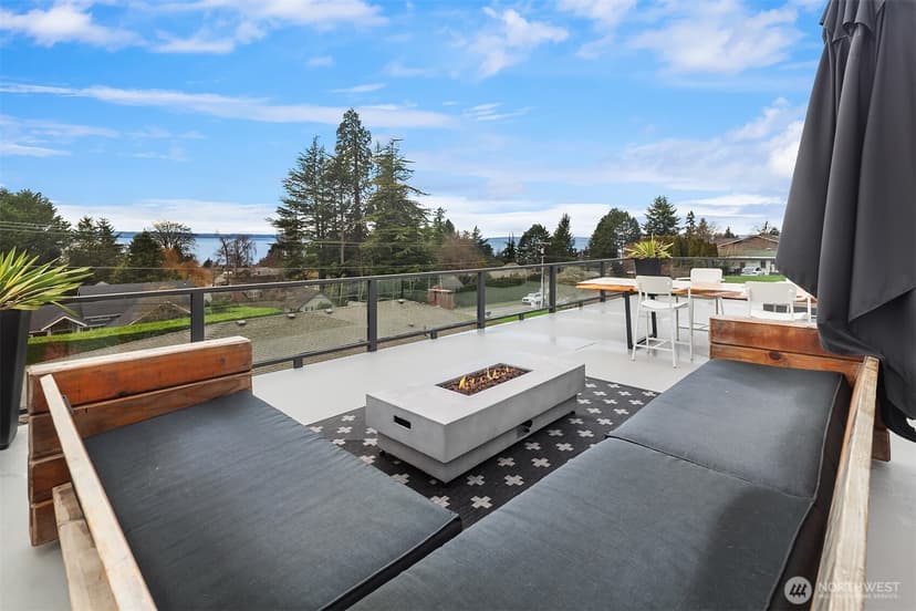 Property photo for 19303 Olympic View Drive, Edmonds photo 32