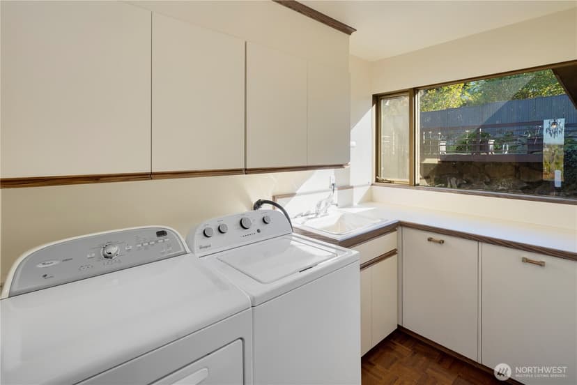 Property photo for 3653 W Commodore Way, Seattle photo 17