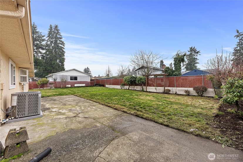 Property photo for 5704 109th Street SW, Lakewood photo 32
