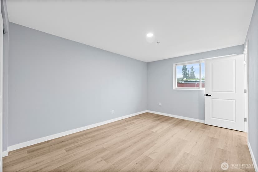 Property photo for 5704 109th Street SW, Lakewood photo 25