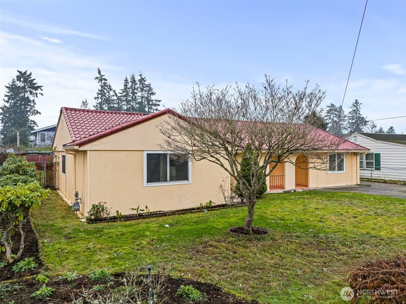 Property photo for 5704 109th Street SW, Lakewood photo 27