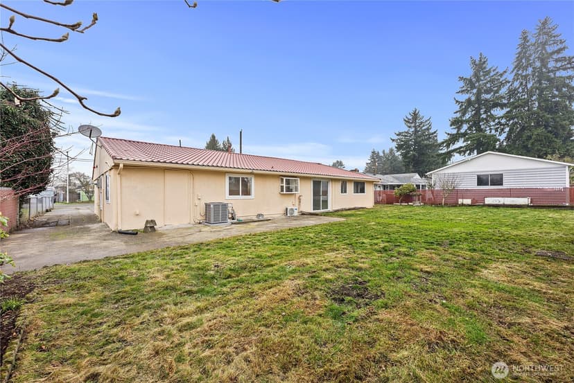Property photo for 5704 109th Street SW, Lakewood photo 31