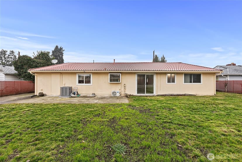 Property photo for 5704 109th Street SW, Lakewood photo 30
