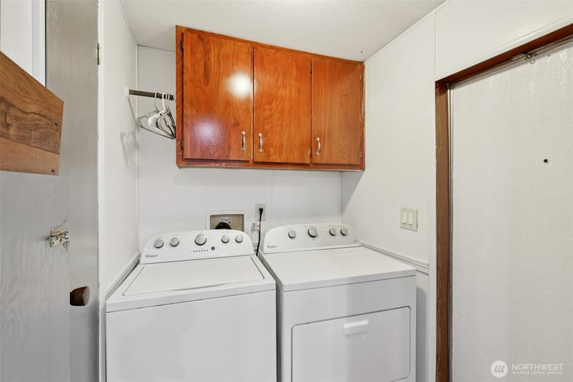 Property photo for 22628 110th Court SE, Kent photo 21