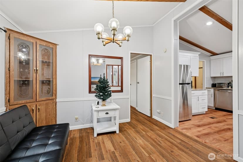 Property photo for 22628 110th Court SE, Kent photo 12