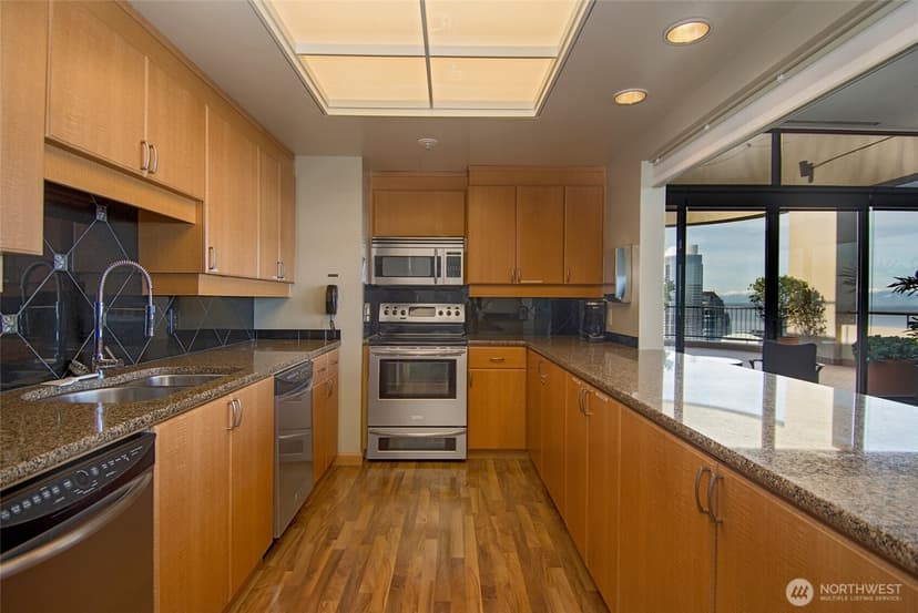 Property photo for 1301 Spring Street #16C, Seattle photo 29