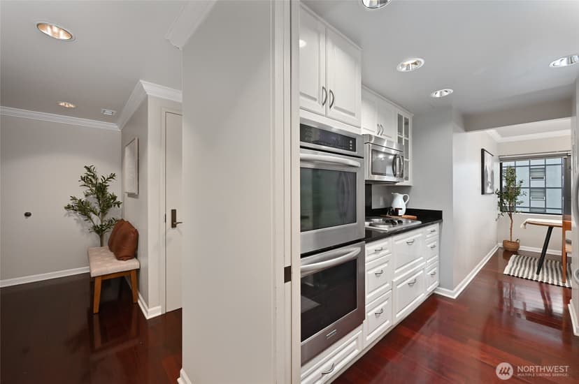 Property photo for 1301 Spring Street #16C, Seattle photo 11