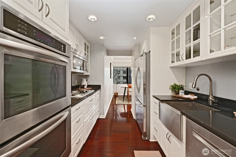 Property photo for 1301 Spring Street #16C, Seattle photo 9