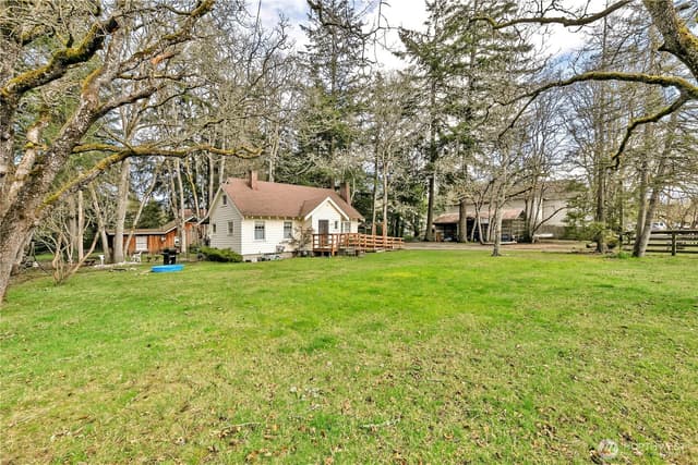 Property photo for 8409 Washington Boulevard SW, Lakewood photo 3