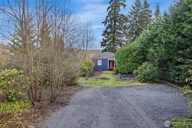 Property photo for 19024 15th Avenue NE, Shoreline photo 4