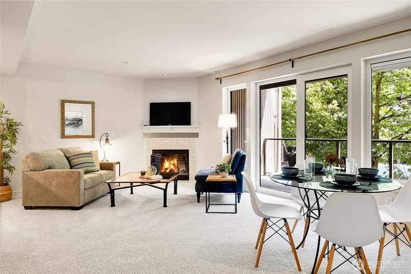 Property photo for 5001 California Avenue SW #212, Seattle photo 6