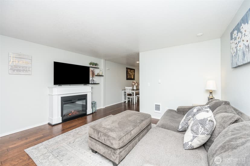 Property photo for 5726 99th Street Ct E, Puyallup photo 10