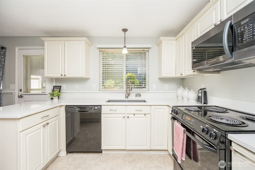 Property photo for 5726 99th Street Ct E, Puyallup photo 13