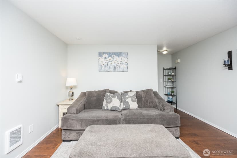 Property photo for 5726 99th Street Ct E, Puyallup photo 6