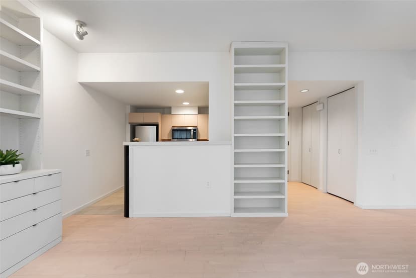 Property photo for 98 Union Street #408, Seattle photo 7