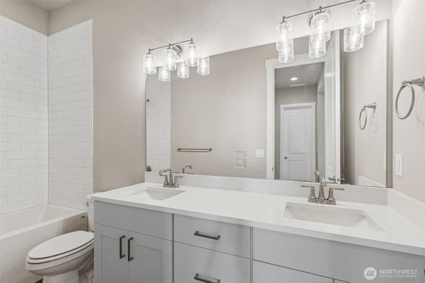 Property photo for 10330 136th Avenue NE #224, Lake Stevens photo 14