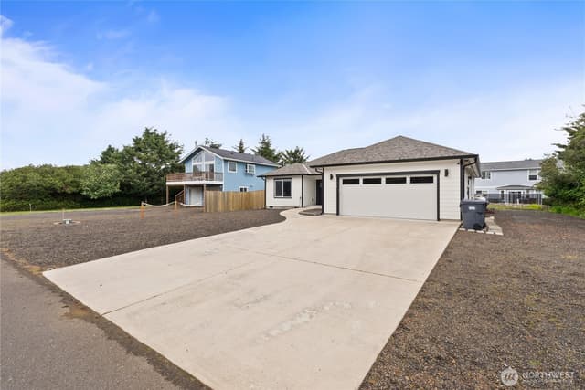 Property photo for 354 Sand Dune Avenue NW, Ocean Shores photo 3