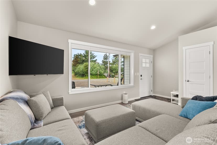 Property photo for 354 Sand Dune Avenue NW, Ocean Shores photo 9
