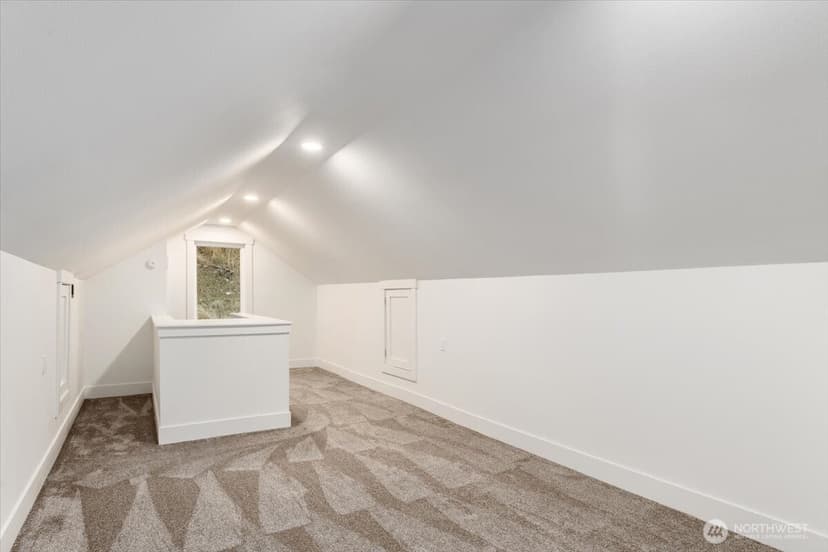 Property photo for 124 Boetzkes Avenue, Manson photo 25