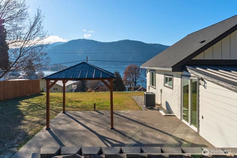 Property photo for 124 Boetzkes Avenue, Manson photo 31