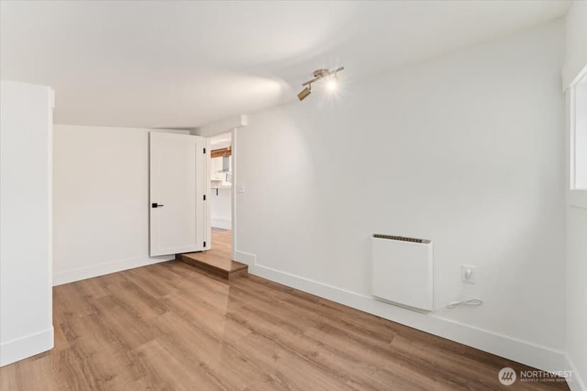 Property photo for 124 Boetzkes Avenue, Manson photo 21