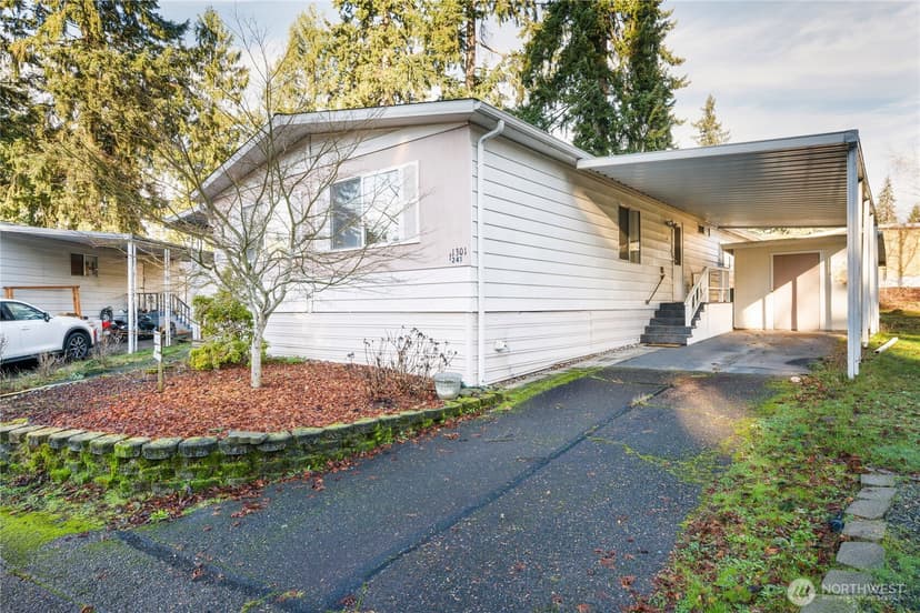 Property photo for 11301 126th Street E #241, Puyallup photo 2
