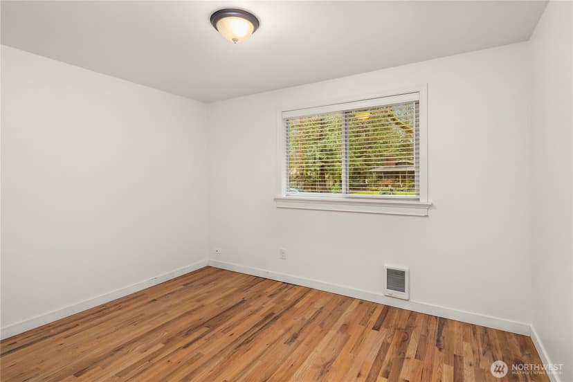 Property photo for 15812 196th Place NE, Woodinville photo 12