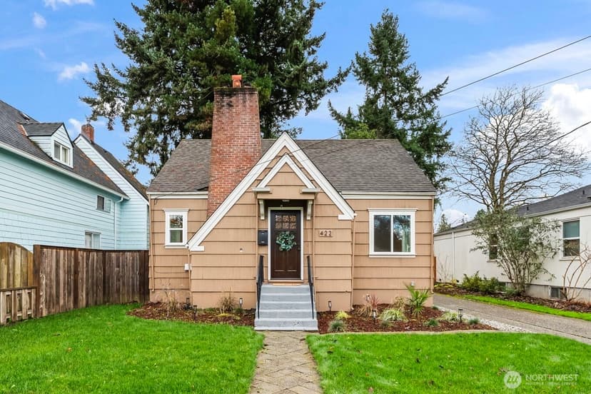 Property photo for 422 8th Avenue NE, Puyallup photo 2