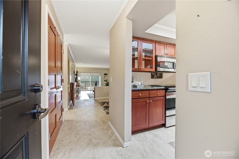 Property photo for 2253 Gilman Drive W #505, Seattle photo 3