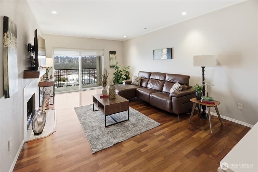 Property photo for 2253 Gilman Drive W #505, Seattle photo 11