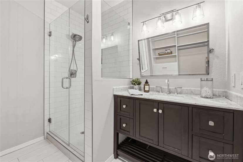 Property photo for 2253 Gilman Drive W #505, Seattle photo 17