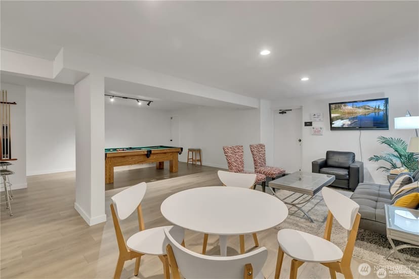 Property photo for 2253 Gilman Drive W #505, Seattle photo 33