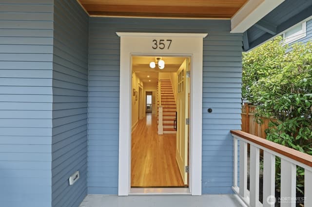 Property photo for 357 Garfield Street, Seattle photo 4