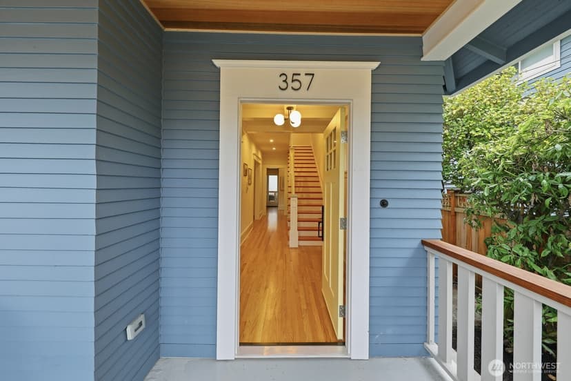 Property photo for 357 Garfield Street, Seattle photo 4
