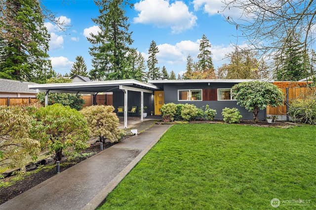 Property photo for 916 164th Place NE, Bellevue