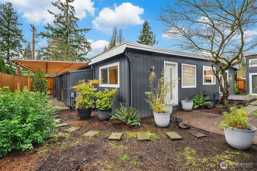 Property photo for 916 164th Place NE, Bellevue photo 34