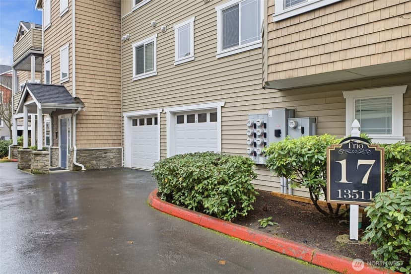Property photo for 13511 97th Avenue E #202, Puyallup photo 24