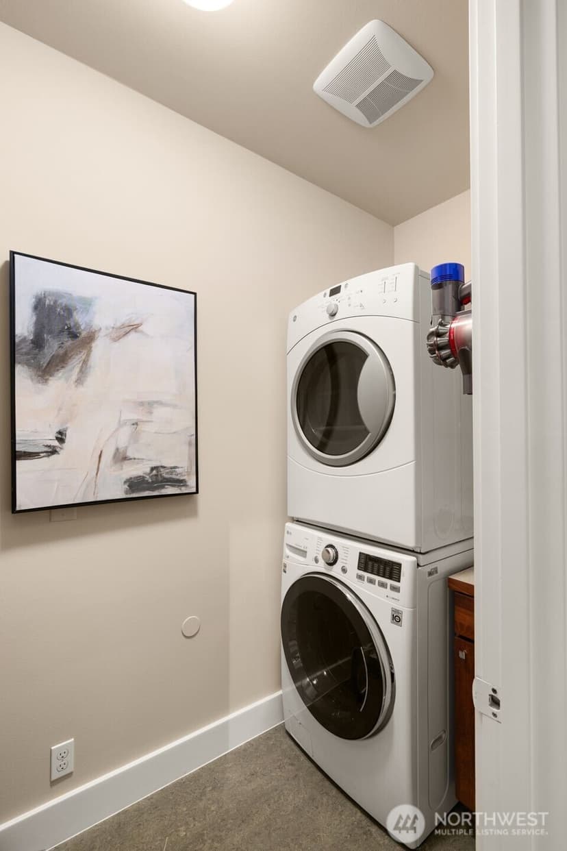 Property photo for 1213 N 41st Place, Renton photo 23