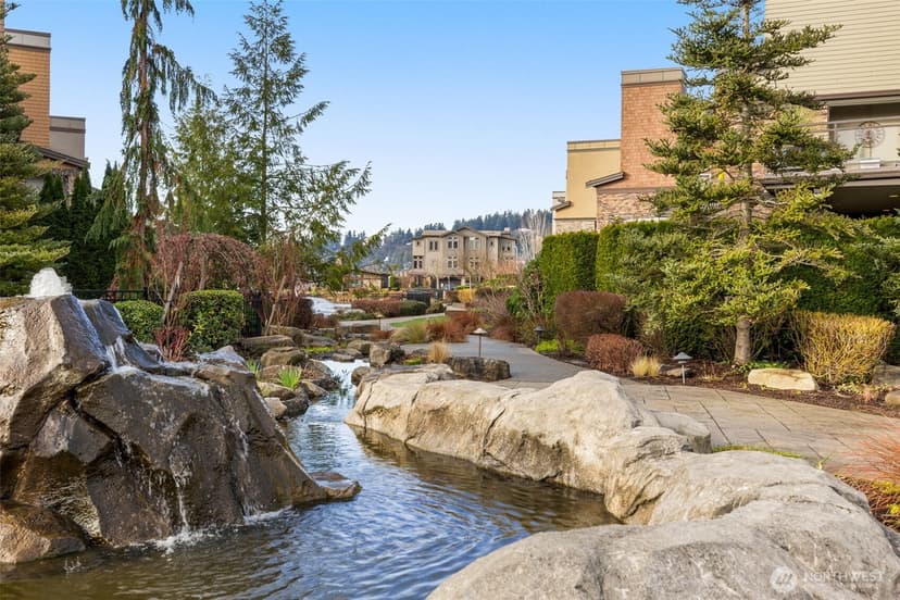 Property photo for 1213 N 41st Place, Renton photo 32
