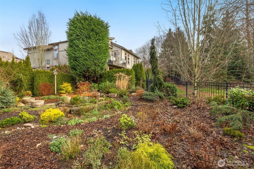 Property photo for 1213 N 41st Place, Renton photo 30