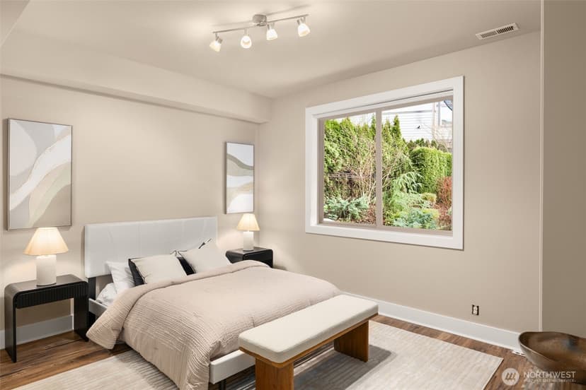 Property photo for 1213 N 41st Place, Renton photo 24