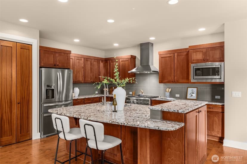 Property photo for 1213 N 41st Place, Renton photo 10