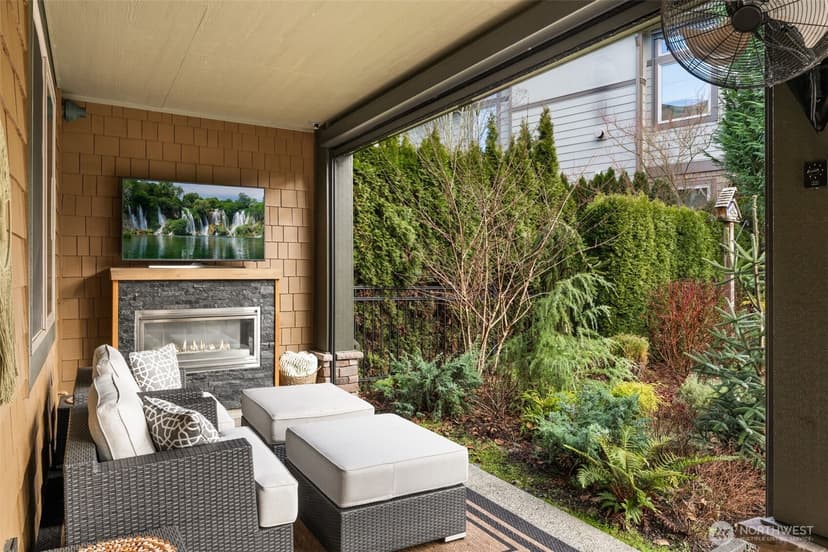 Property photo for 1213 N 41st Place, Renton photo 27