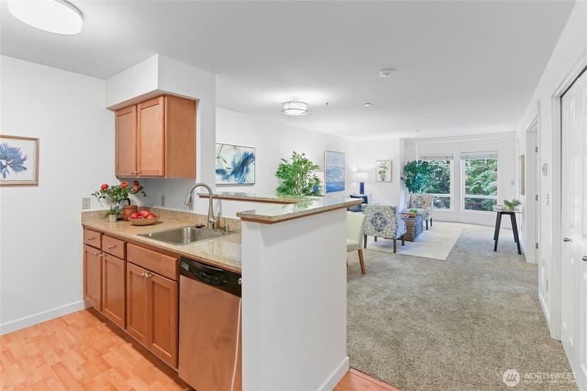 Property photo for 300 High School Road NE #314, Bainbridge Island photo 7