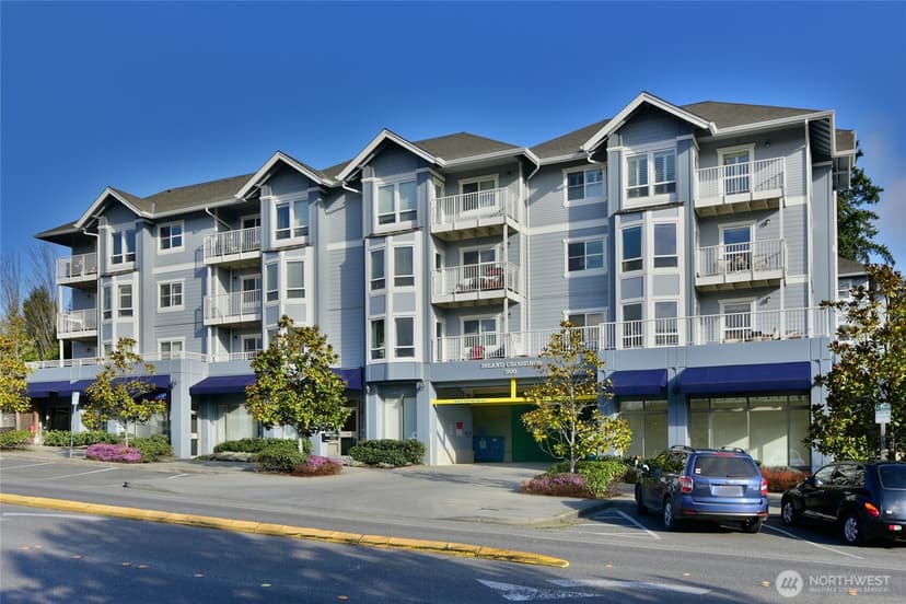 Property photo for 300 High School Road NE #314, Bainbridge Island photo 2
