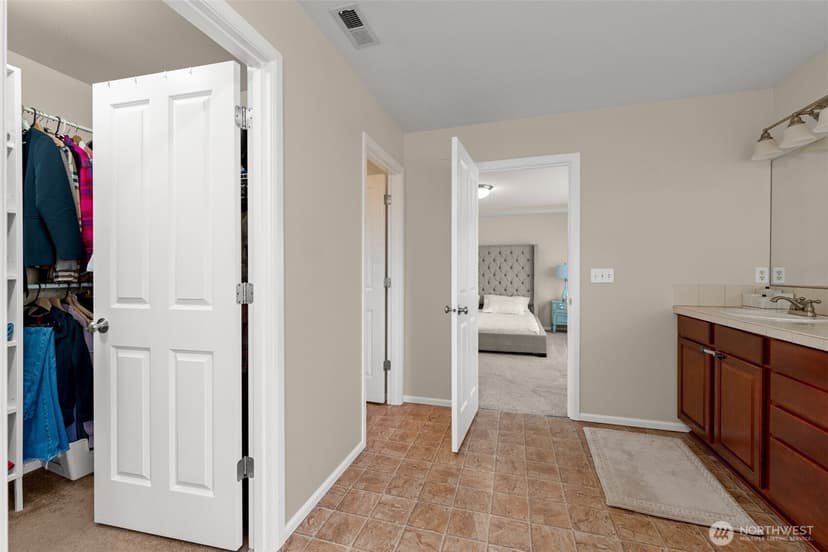 Property photo for 4033 64th Avenue E, Fife photo 29
