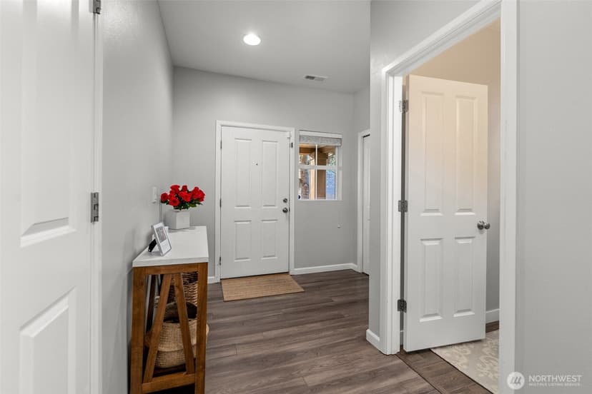 Property photo for 4033 64th Avenue E, Fife photo 16