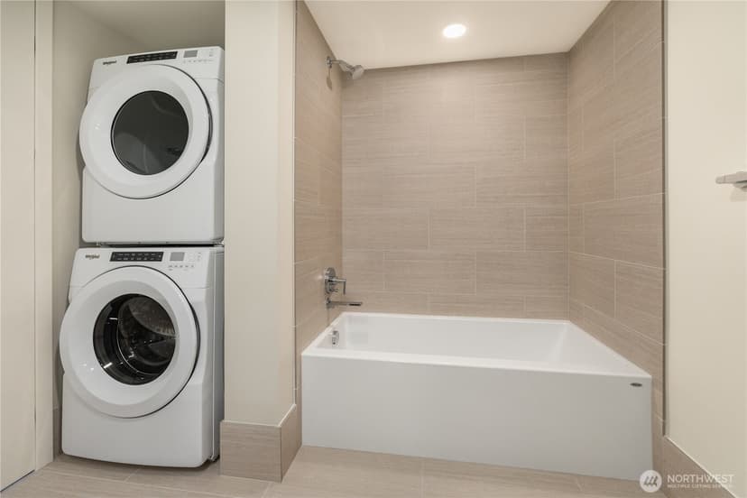 Property photo for 121 Stewart Street #1108, Seattle photo 12